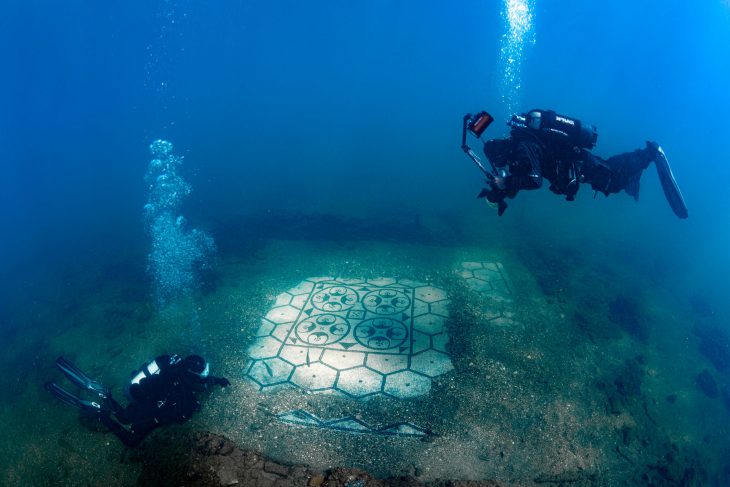 Tour immersione senza brevetto nel parco archeologico sommerso di Baia - doppia immersione (5 ore)